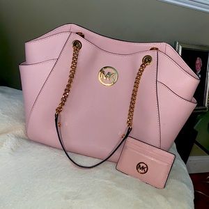 Michael Kors Pink Shoulder Bag!